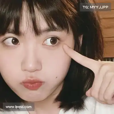 何鹰辉